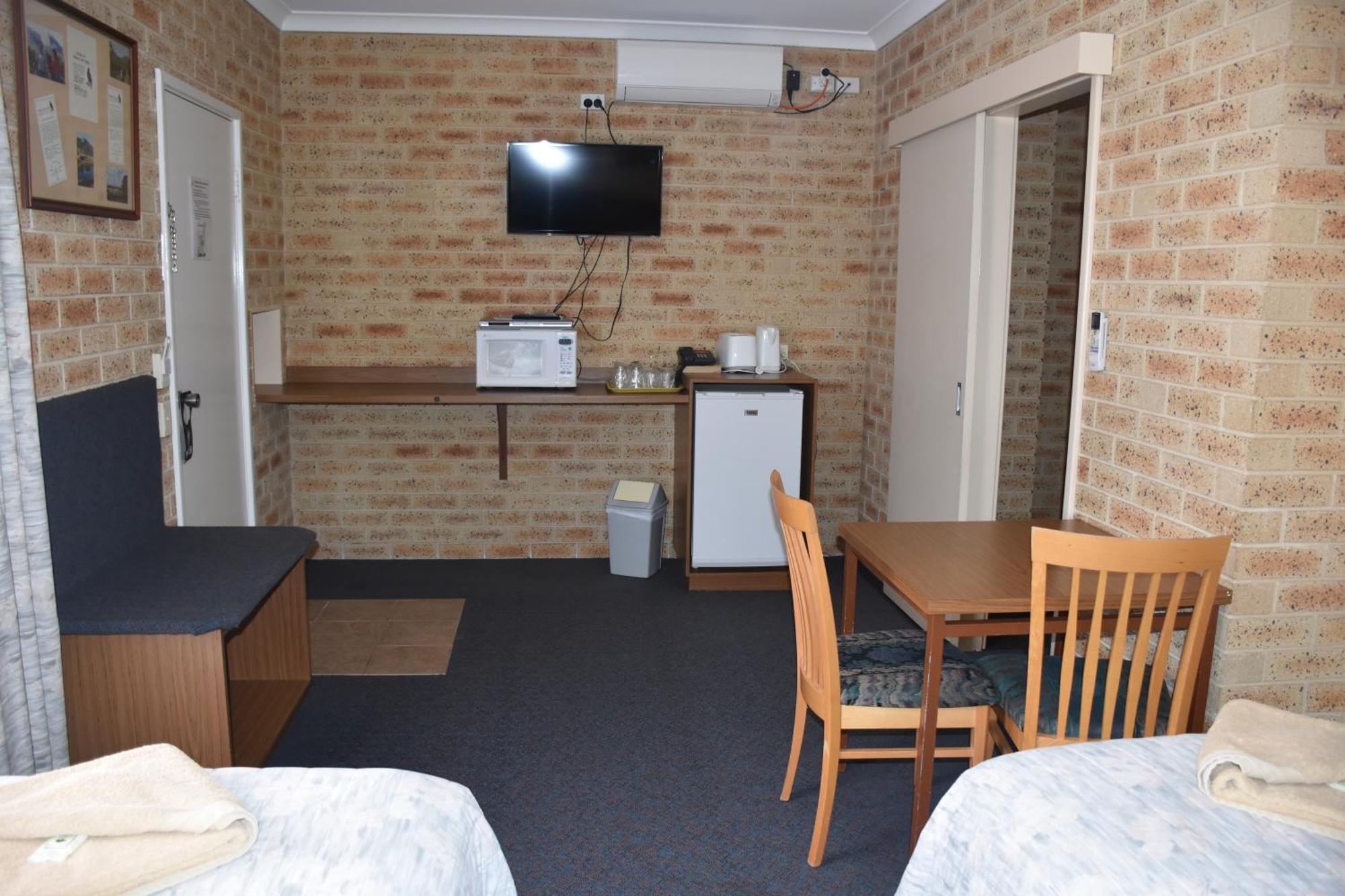 Mount Barker Valley Views Motel & Chalets, Western Australia Номер фото