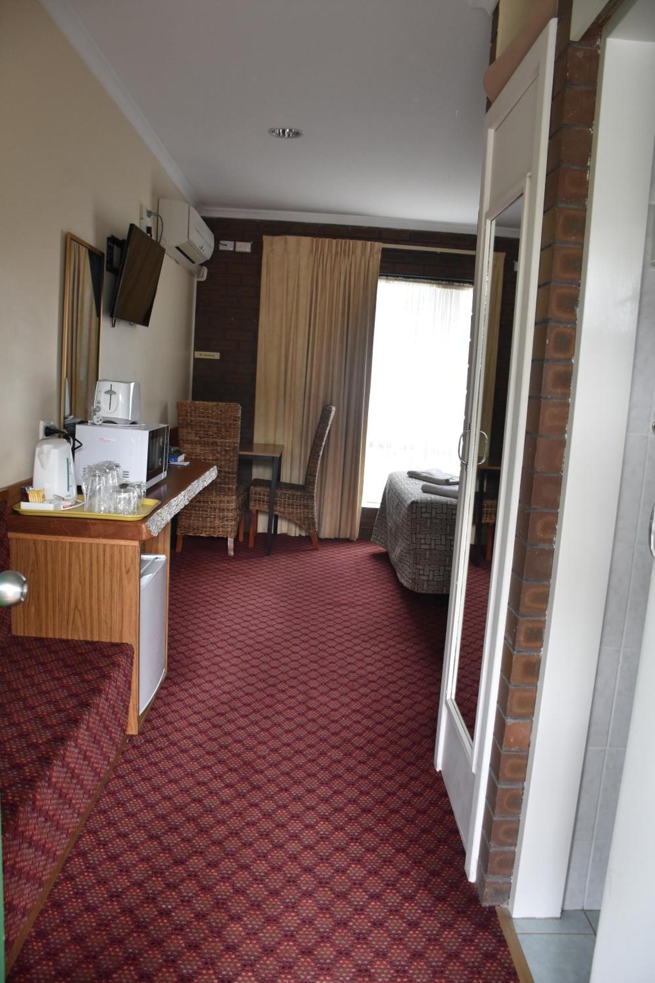Mount Barker Valley Views Motel & Chalets, Western Australia Номер фото