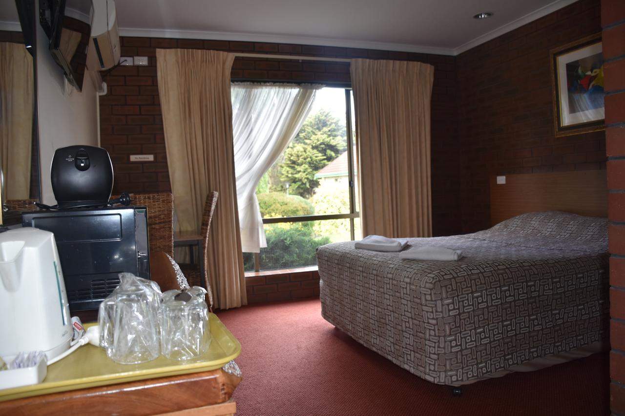 Mount Barker Valley Views Motel & Chalets, Western Australia Экстерьер фото