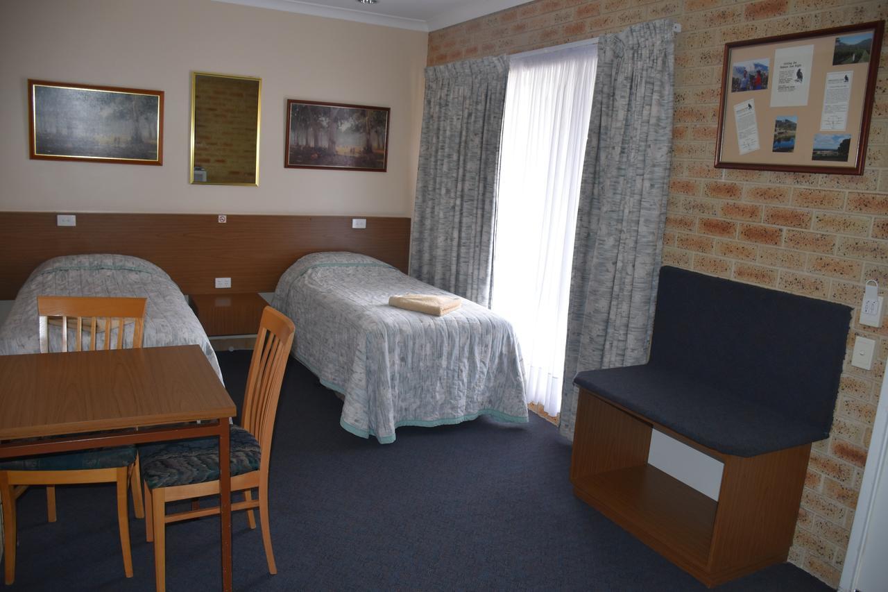 Mount Barker Valley Views Motel & Chalets, Western Australia Экстерьер фото