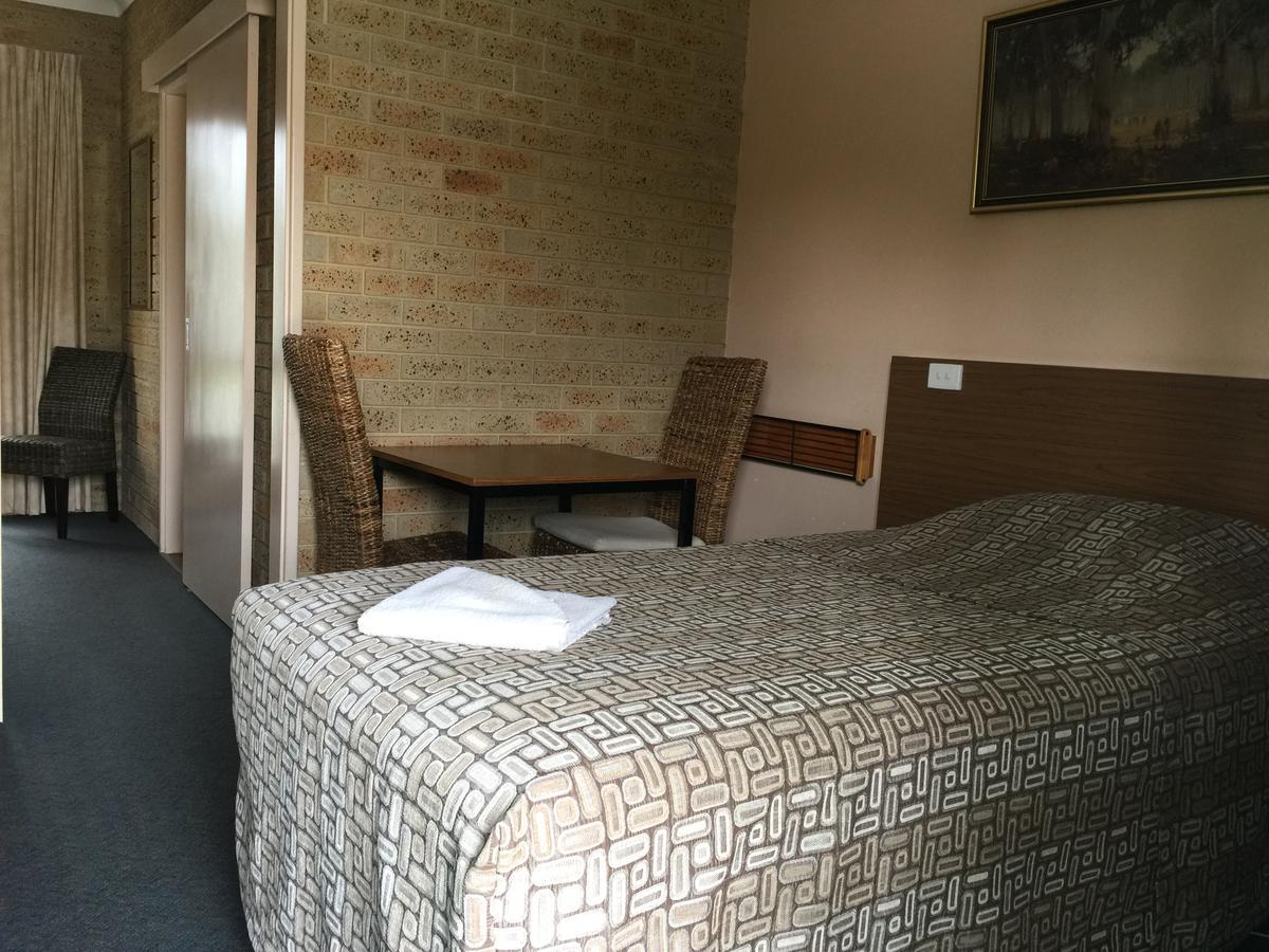 Mount Barker Valley Views Motel & Chalets, Western Australia Экстерьер фото